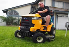 Cub Cadet XT1 is great for all ages